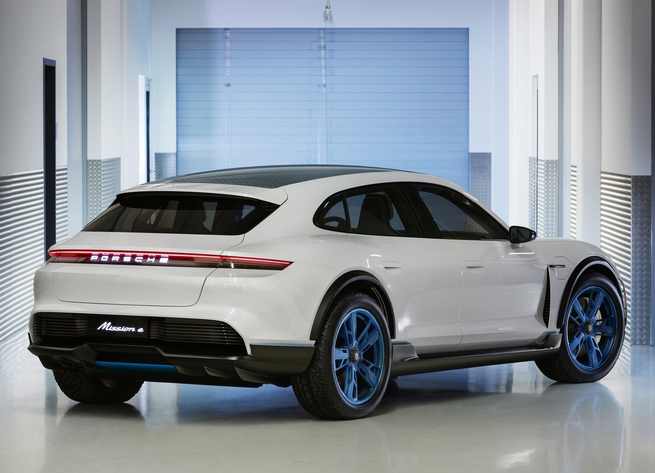 2018 - PORSCHE MISSION E CROSS TURISMO CONCEPT, foto 15