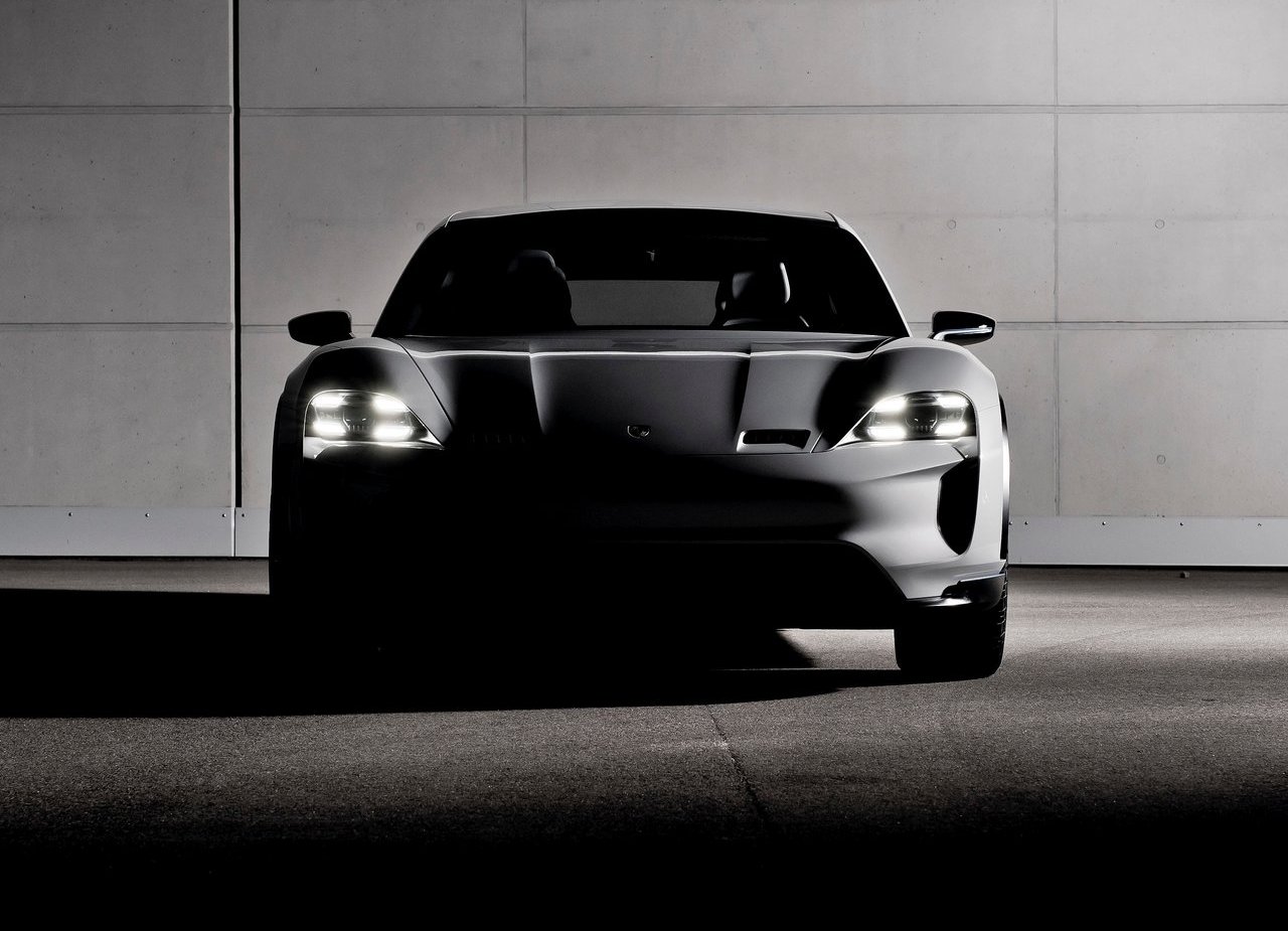 2018 - PORSCHE MISSION E CROSS TURISMO CONCEPT, foto 19