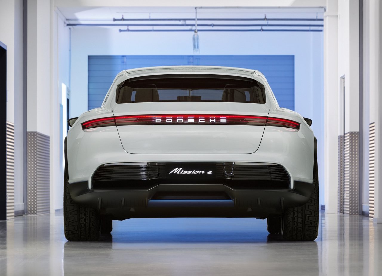 2018 - PORSCHE MISSION E CROSS TURISMO CONCEPT, foto 20