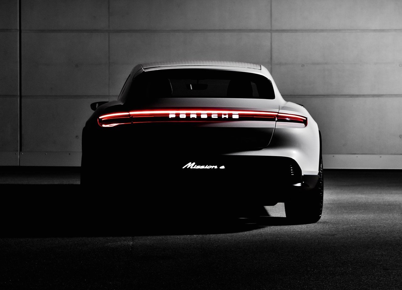 2018 - PORSCHE MISSION E CROSS TURISMO CONCEPT, foto 21