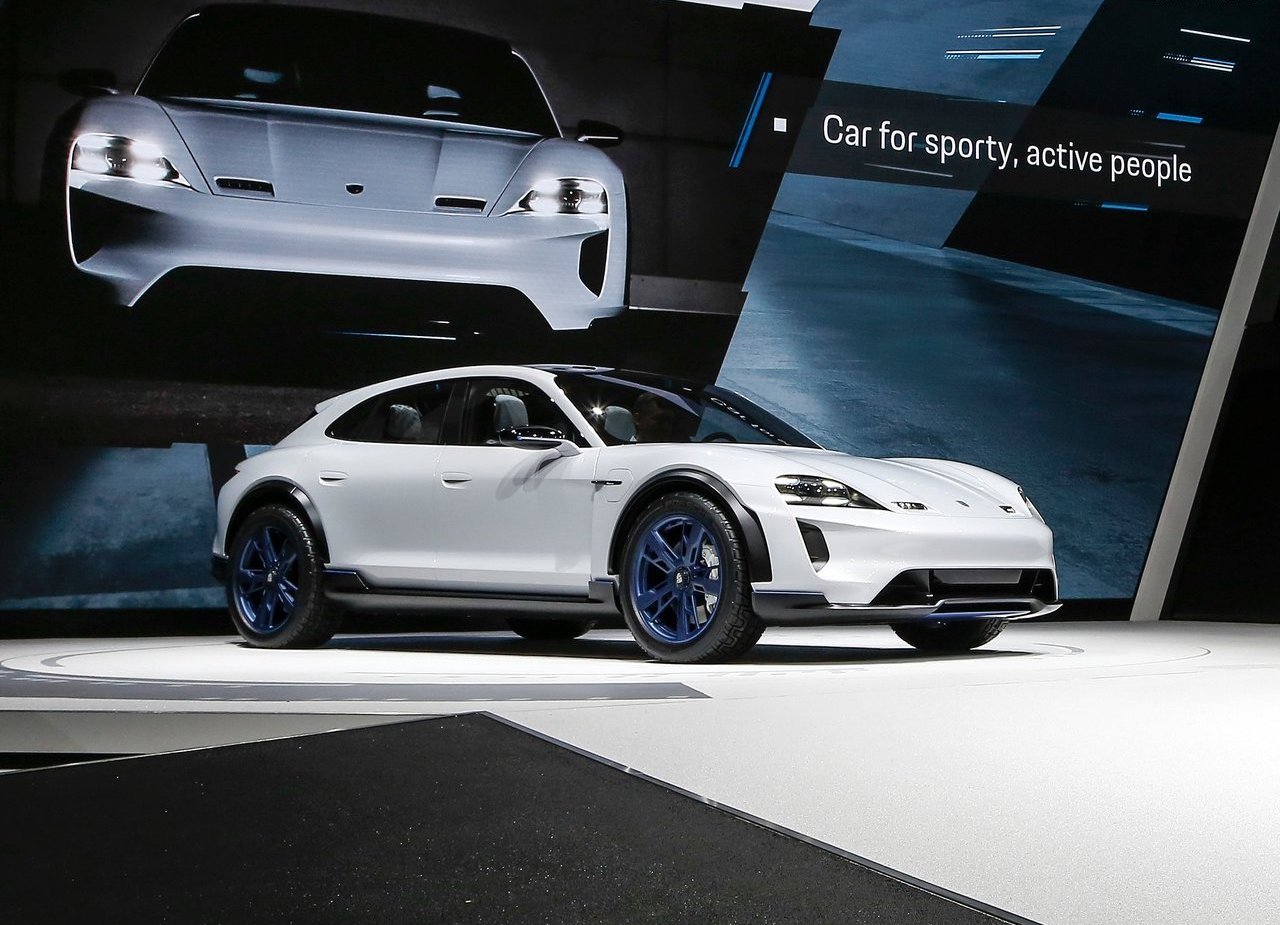 2018 - PORSCHE MISSION E CROSS TURISMO CONCEPT, foto 25