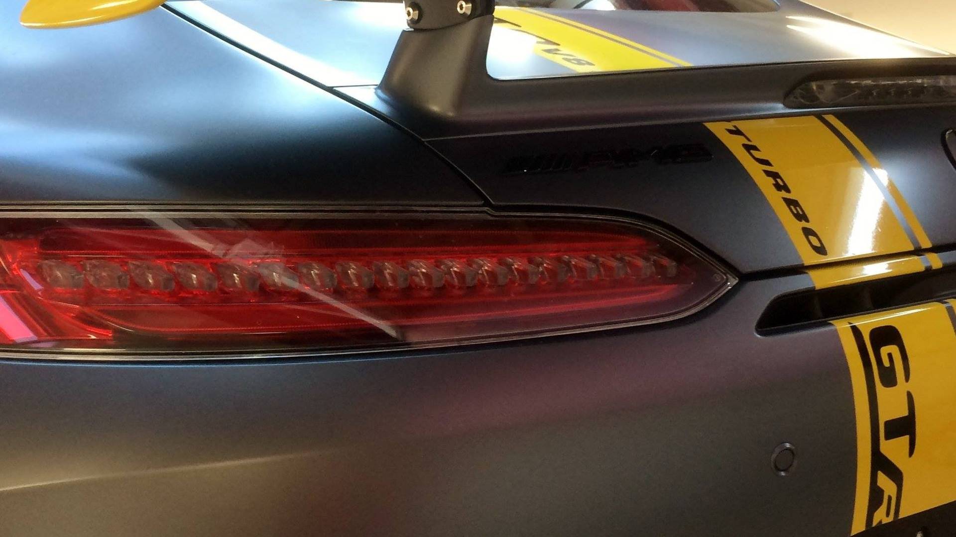 2018 - MERCEDES-AMG GT R BY DOMANIG AUTODESIGN, foto 10