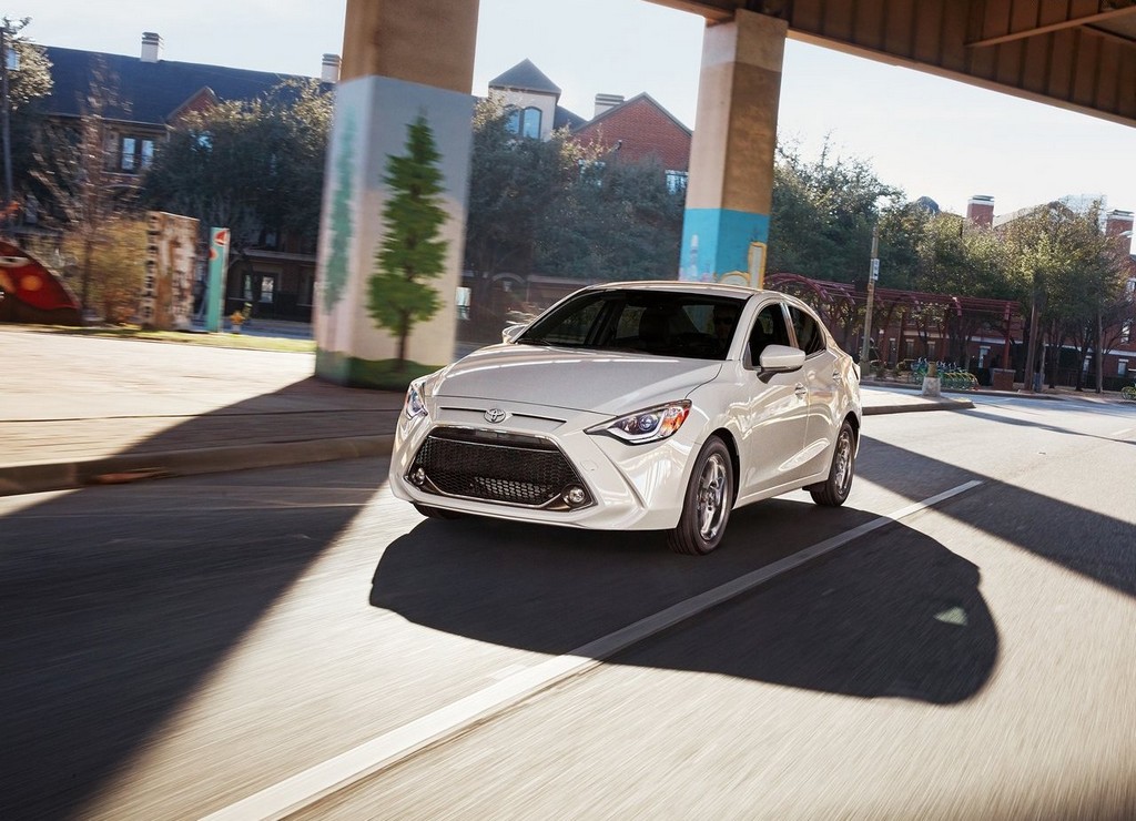 2019 - TOYOTA YARIS SEDAN, foto 3