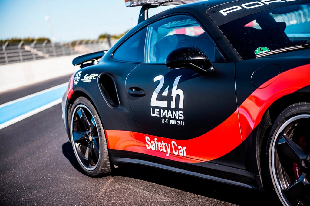 2018 - PORSCHE 911 TURBO WEC SAFETY CAR, foto 2