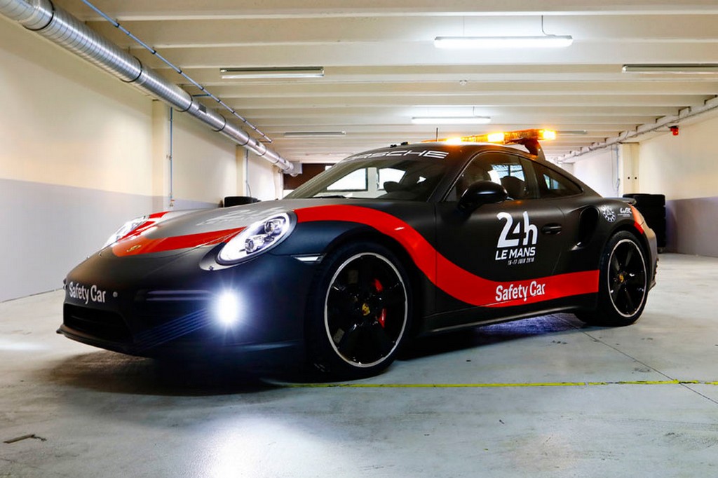 2018 - PORSCHE 911 TURBO WEC SAFETY CAR, foto 7