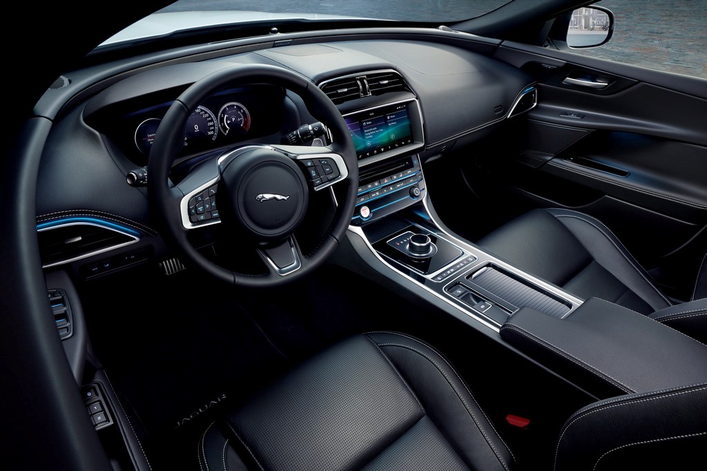 JAGUAR XE LANDMARK EDITION, foto 4