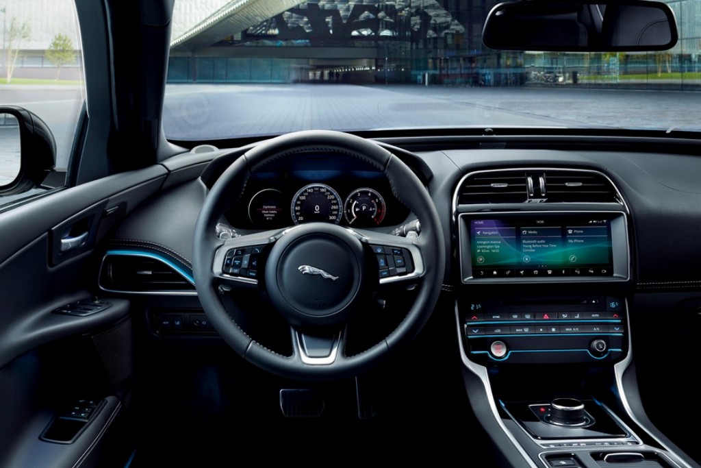 JAGUAR XE LANDMARK EDITION, foto 5