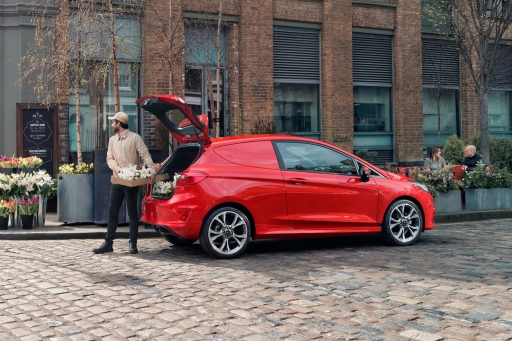 2018 - FORD FIESTA SPORTVAN, foto 8