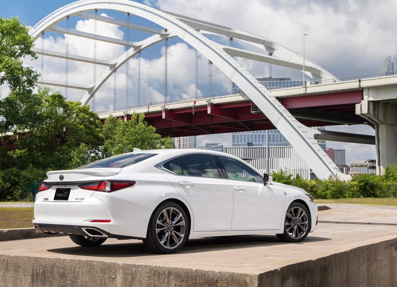 2019 - LEXUS ES, foto 71