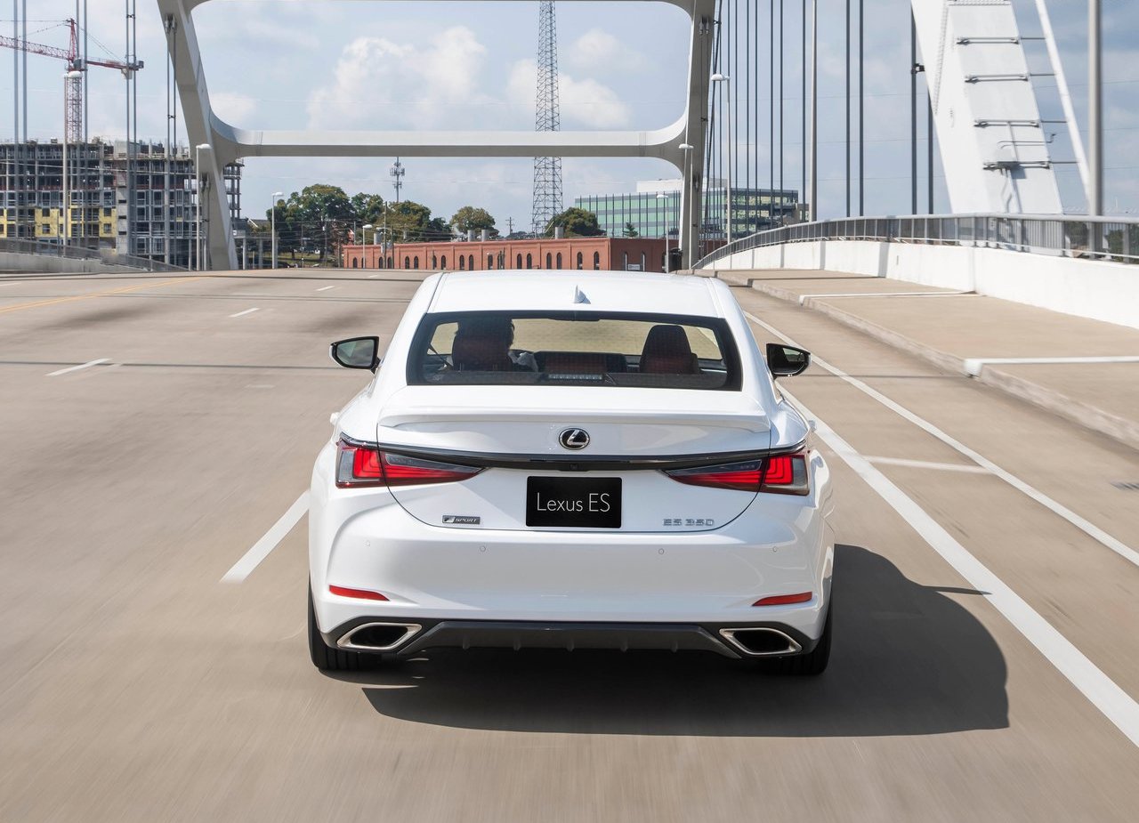 2019 - LEXUS ES, foto 103