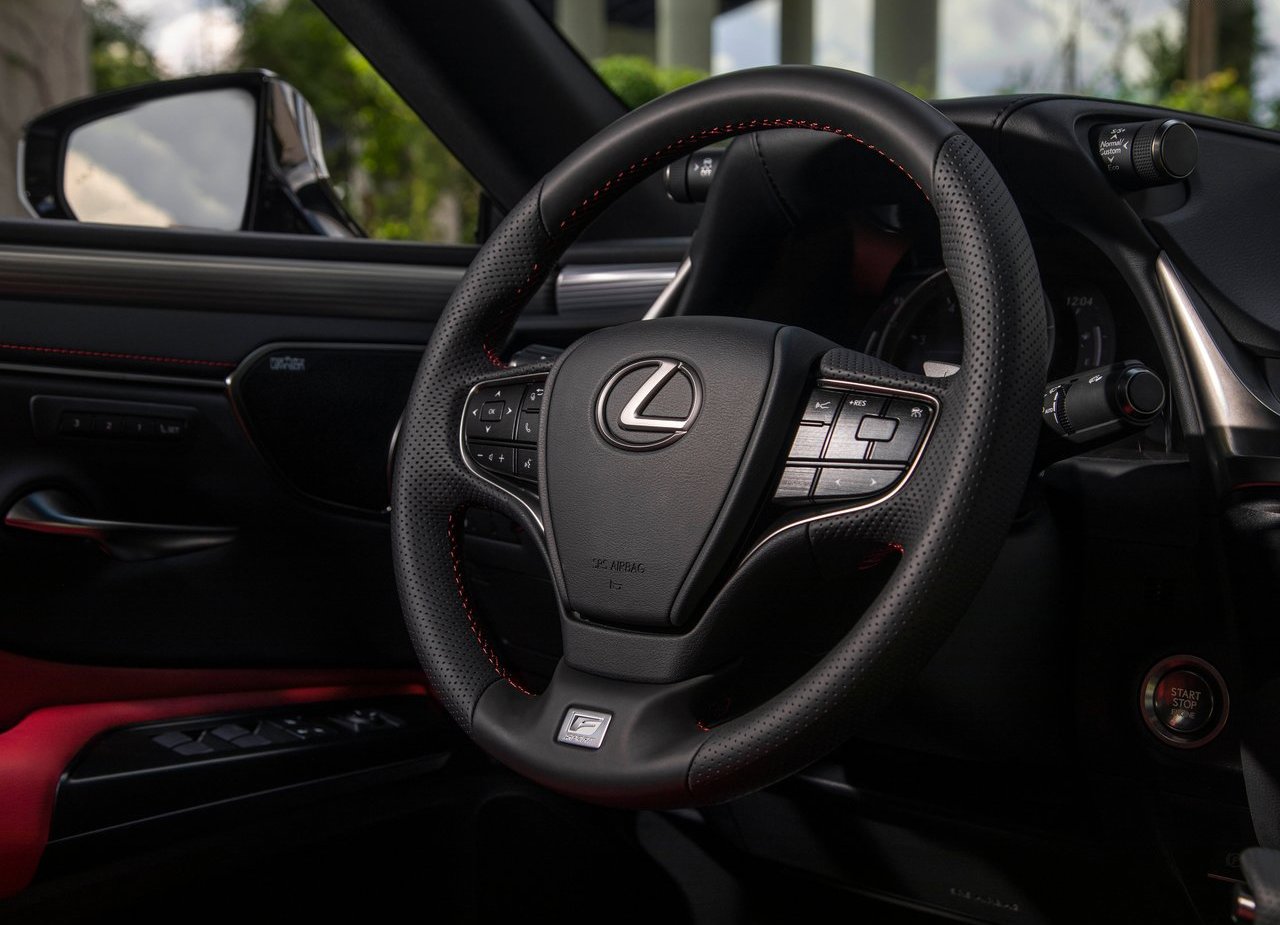 2019 - LEXUS ES, foto 122
