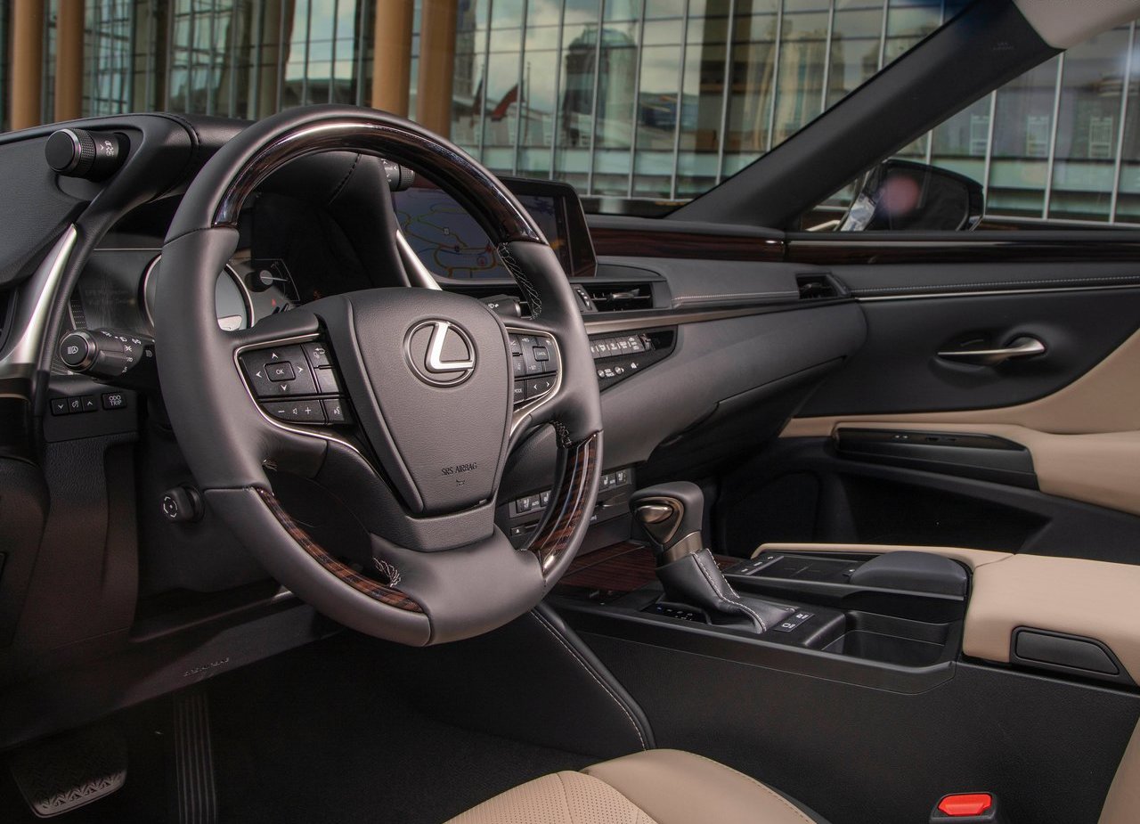 2019 - LEXUS ES, foto 124