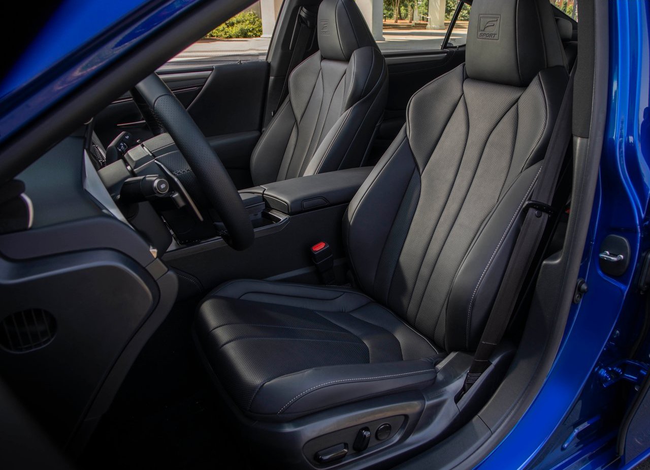 2019 - LEXUS ES, foto 127
