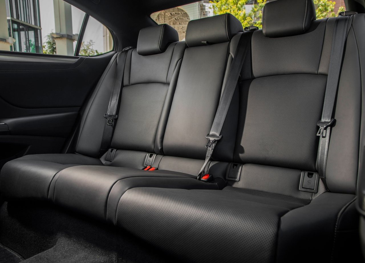 2019 - LEXUS ES, foto 131