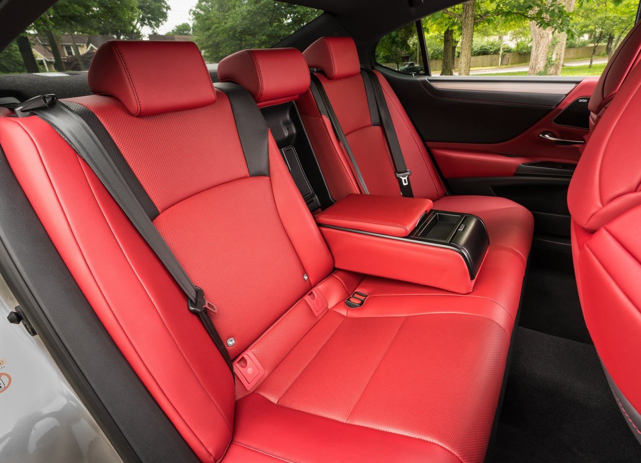2019 - LEXUS ES, foto 133