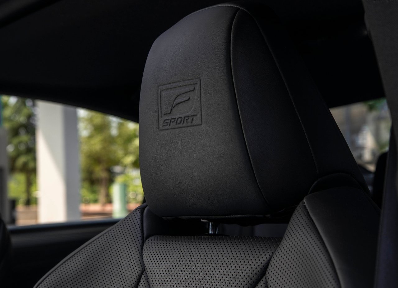 2019 - LEXUS ES, foto 136