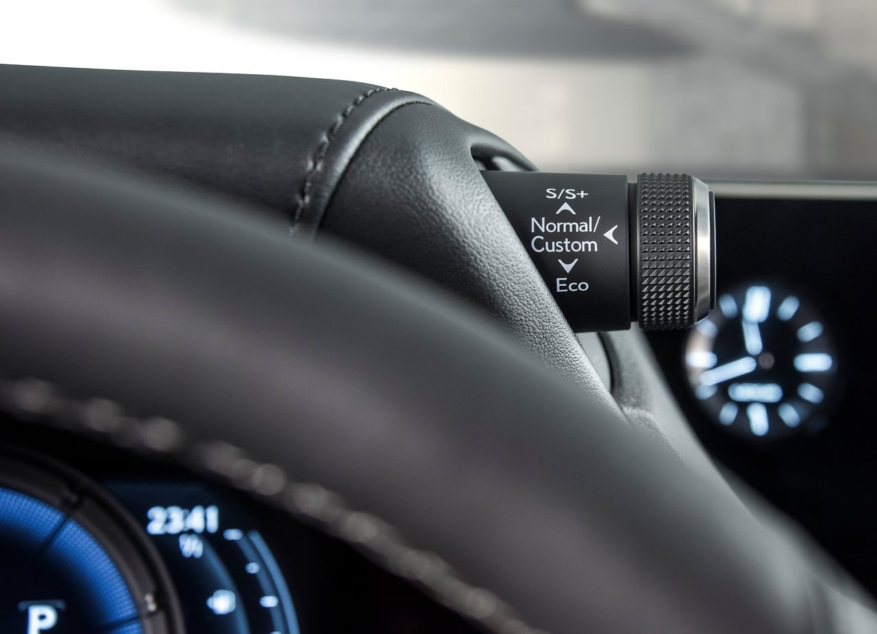 2019 - LEXUS ES, foto 148
