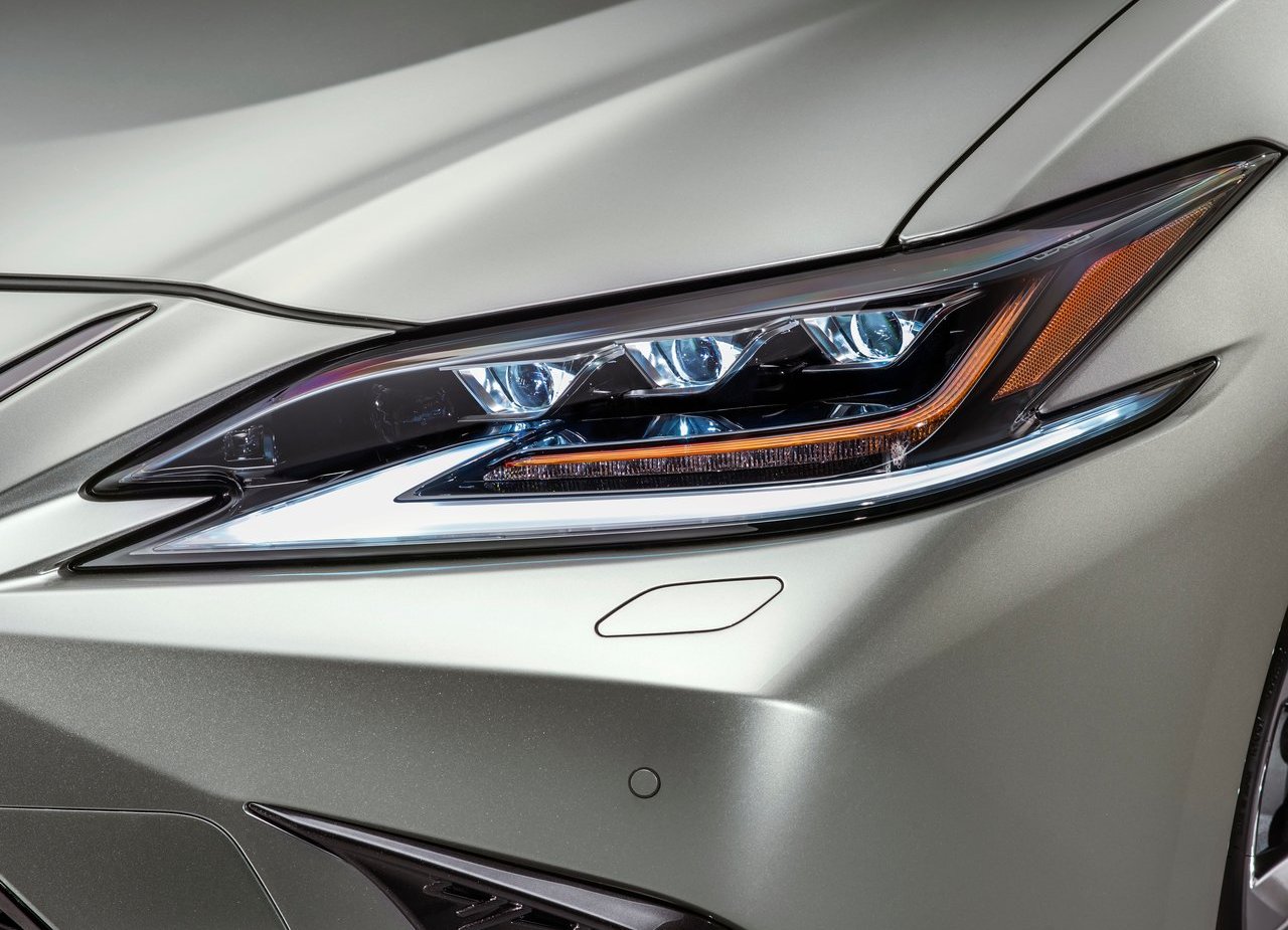 2019 - LEXUS ES, foto 204