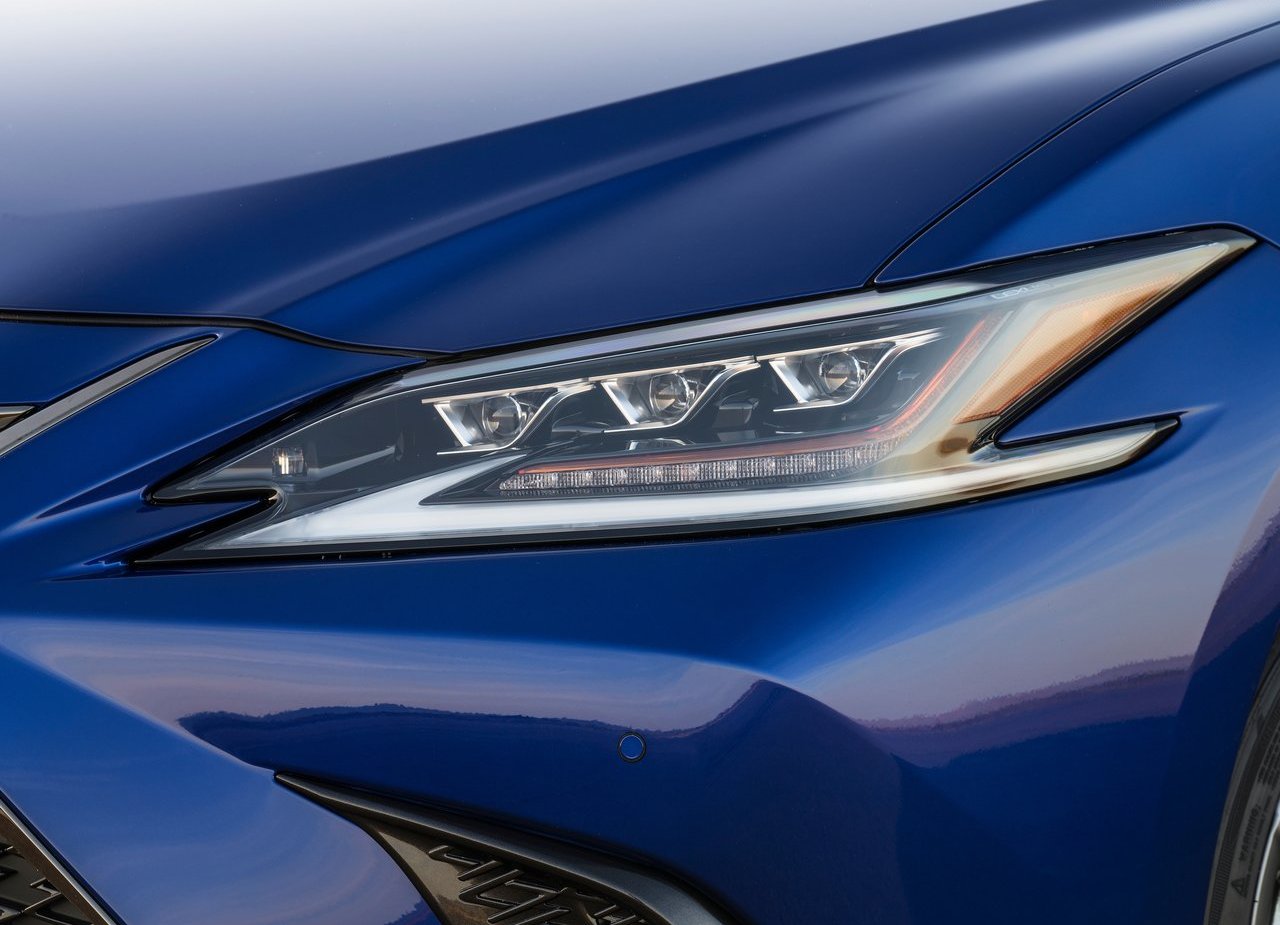 2019 - LEXUS ES, foto 205