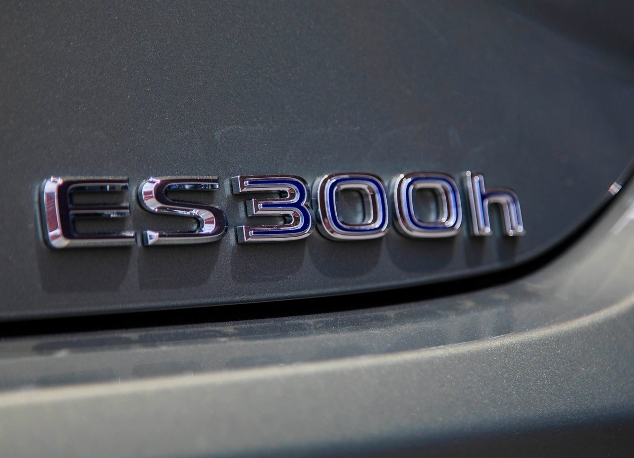 2019 - LEXUS ES, foto 220