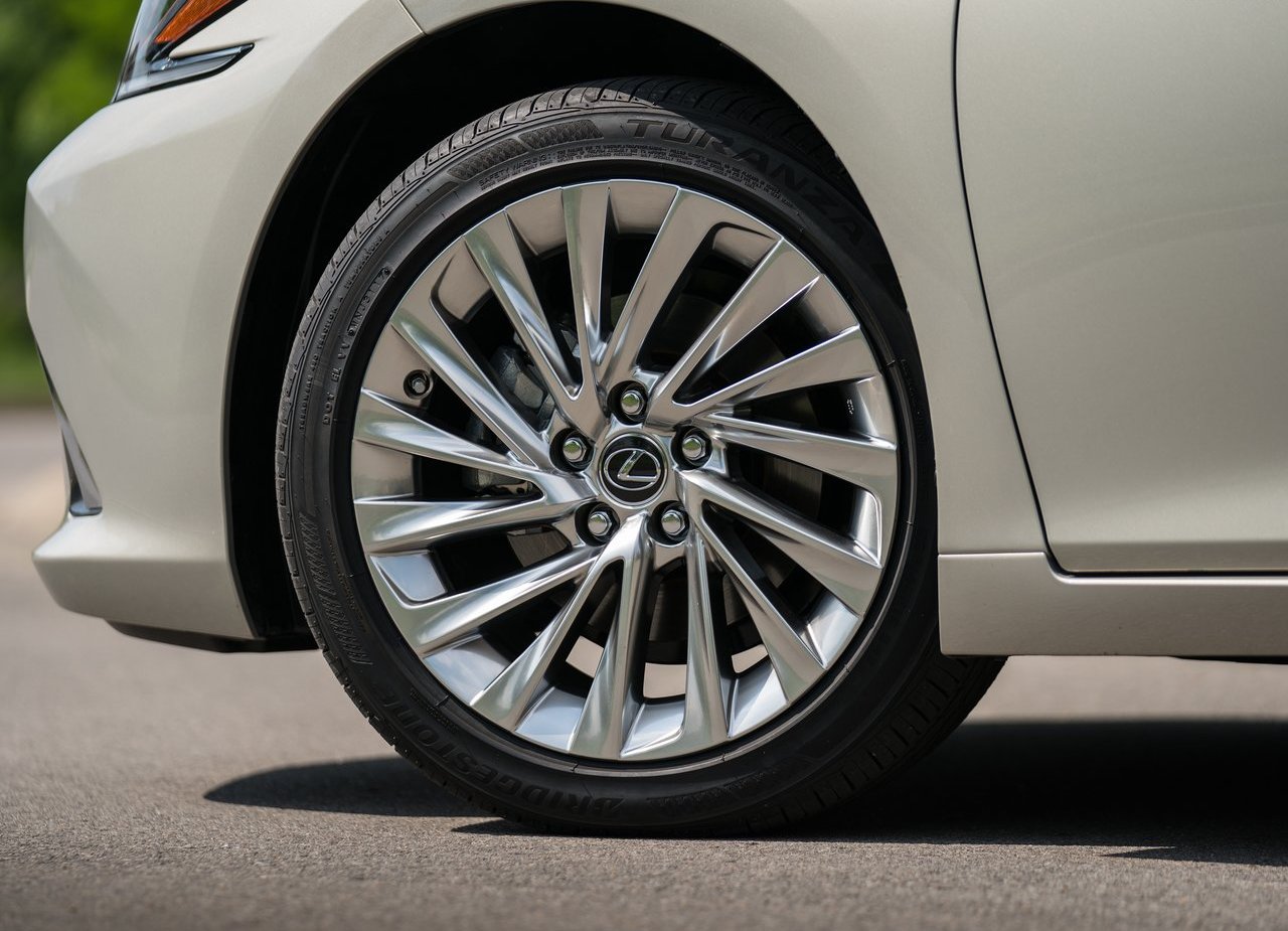 2019 - LEXUS ES, foto 225