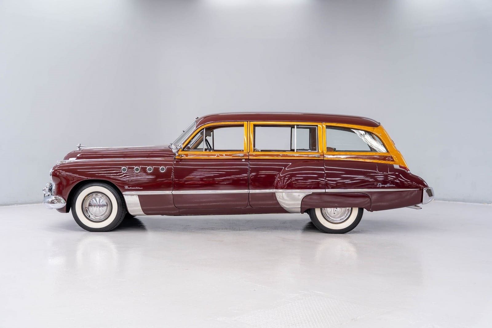 1949 - BUICK SERIES 70 ROADMASTER ESTATE WAGON, foto 2