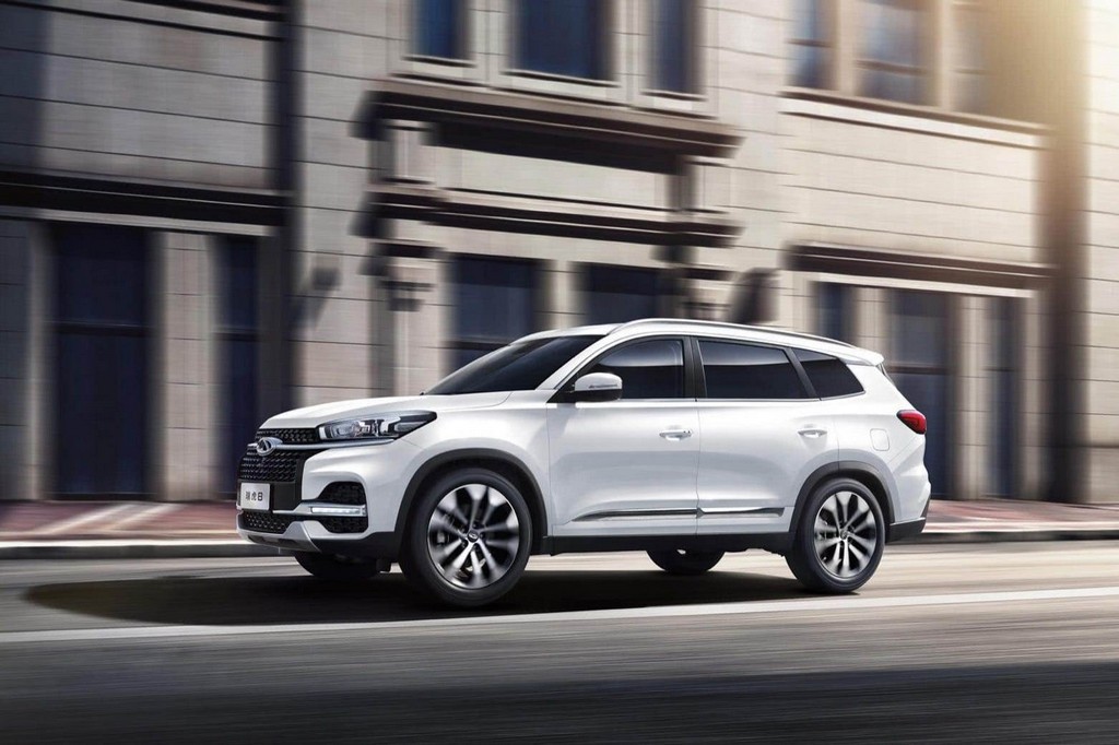 CHERY TIGGO 8, foto 2