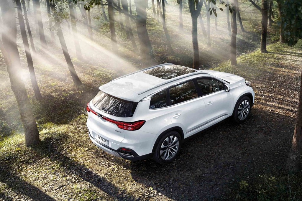 CHERY TIGGO 8, foto 5