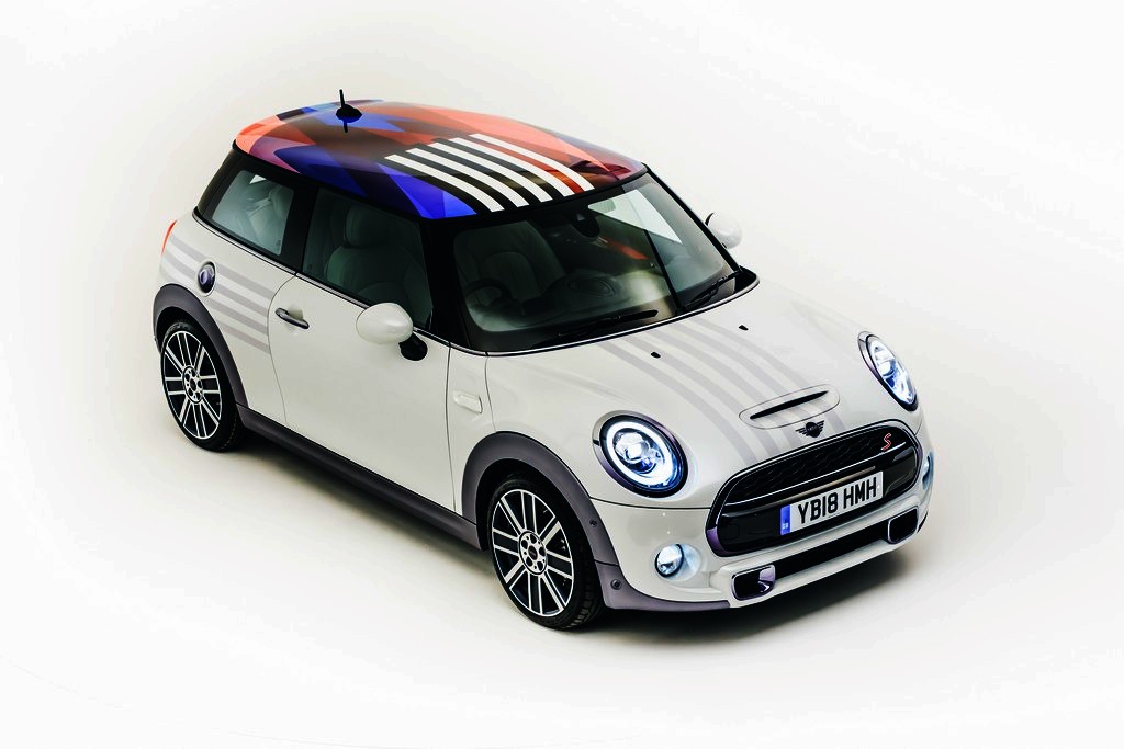 MINI COOPER HATCH ROYAL WEDDING, foto 2