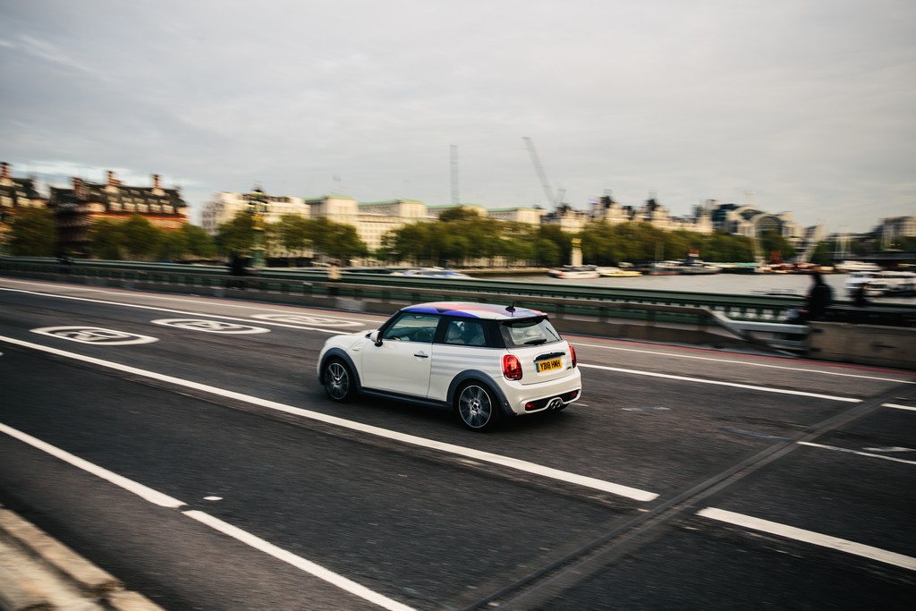 MINI COOPER HATCH ROYAL WEDDING, foto 23