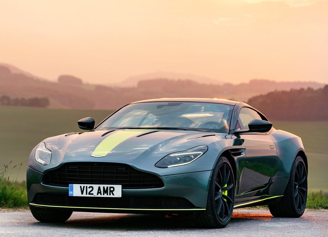 ASTON MARTIN DB11 AMR, foto 3