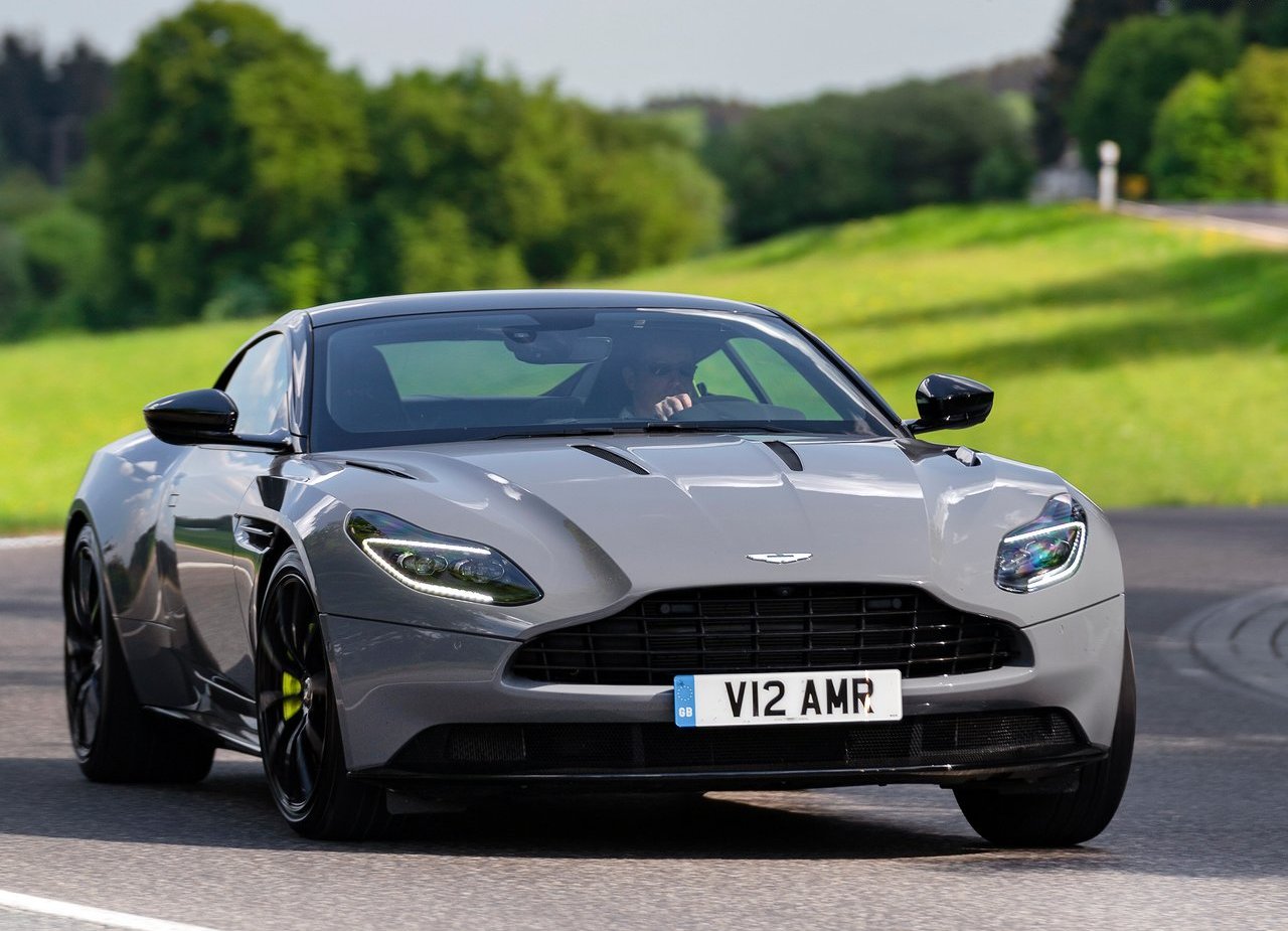 ASTON MARTIN DB11 AMR, foto 26