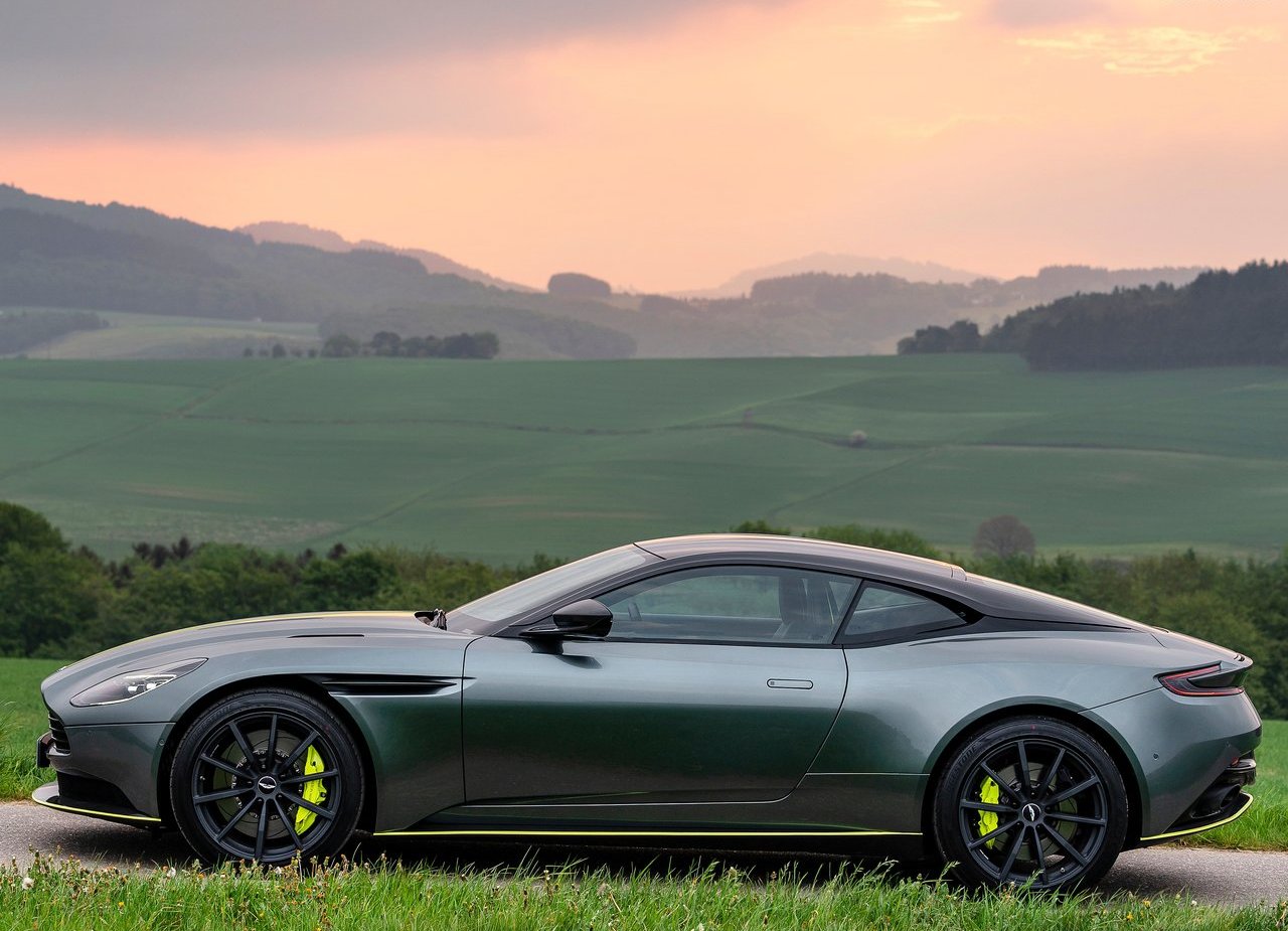ASTON MARTIN DB11 AMR, foto 71