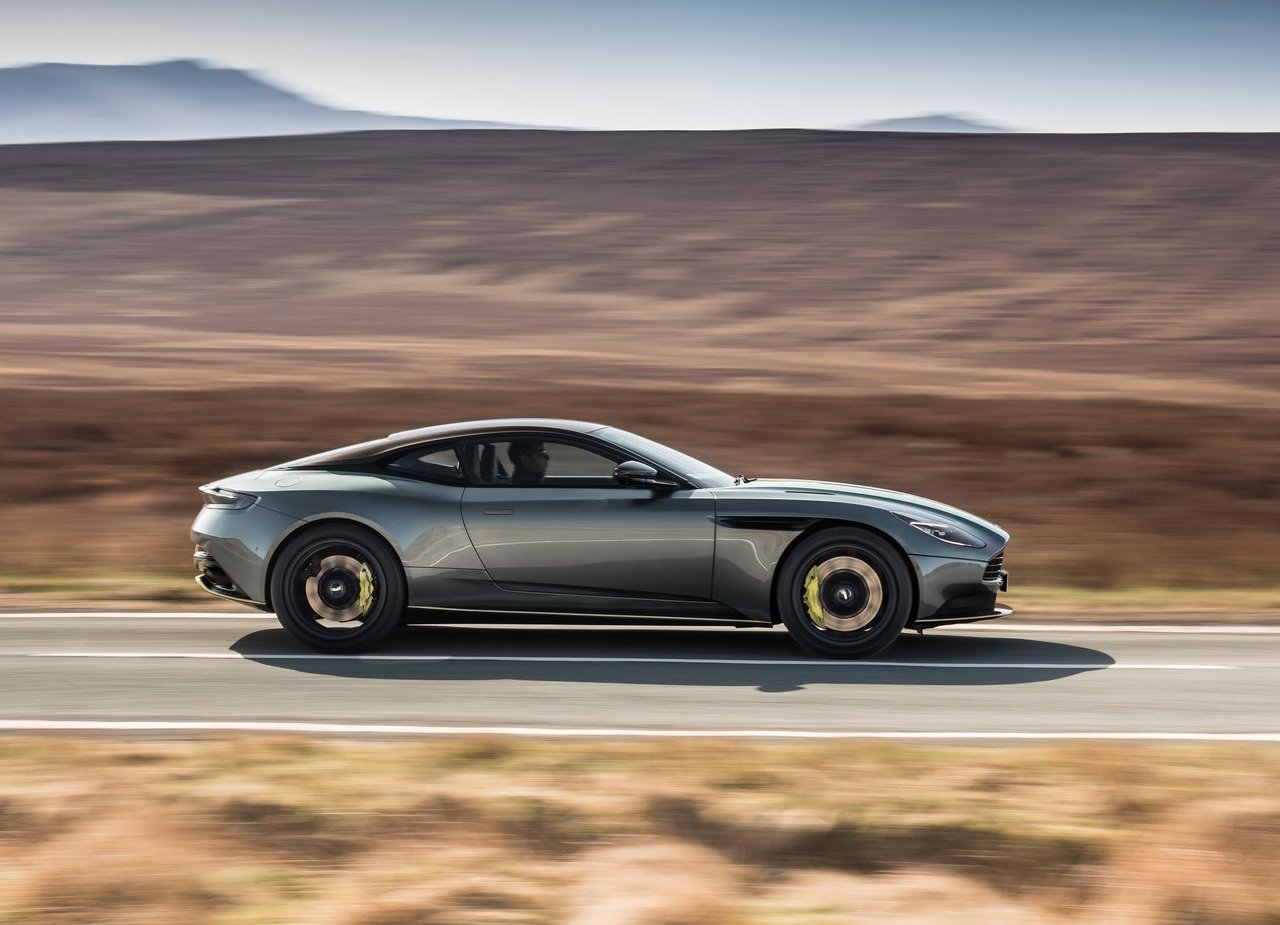 ASTON MARTIN DB11 AMR, foto 76