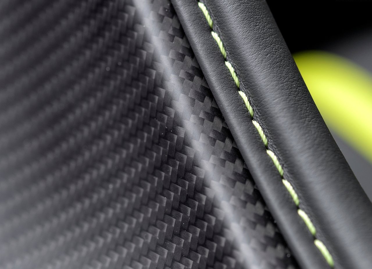 ASTON MARTIN DB11 AMR, foto 129