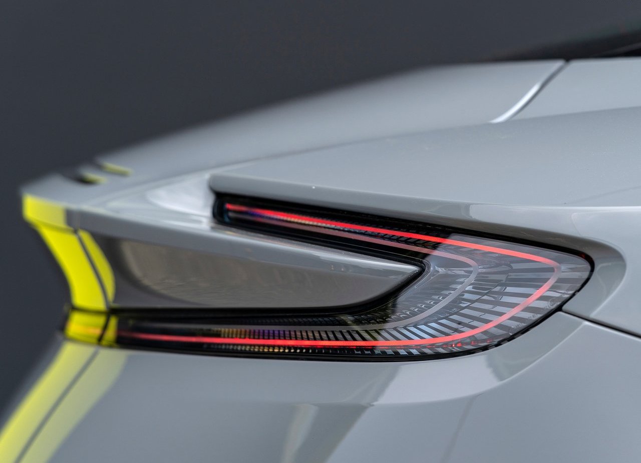 ASTON MARTIN DB11 AMR, foto 143