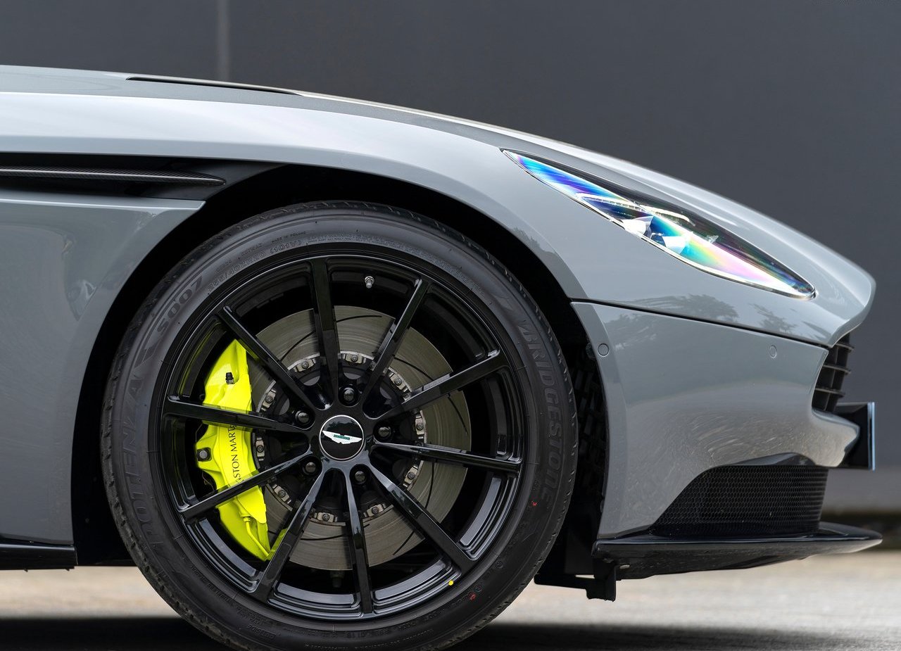 ASTON MARTIN DB11 AMR, foto 144