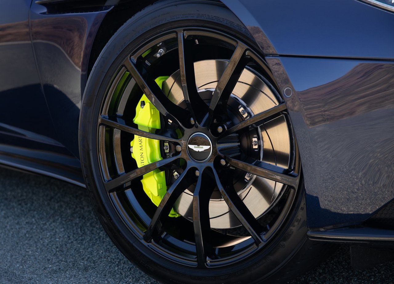 ASTON MARTIN DB11 AMR, foto 146
