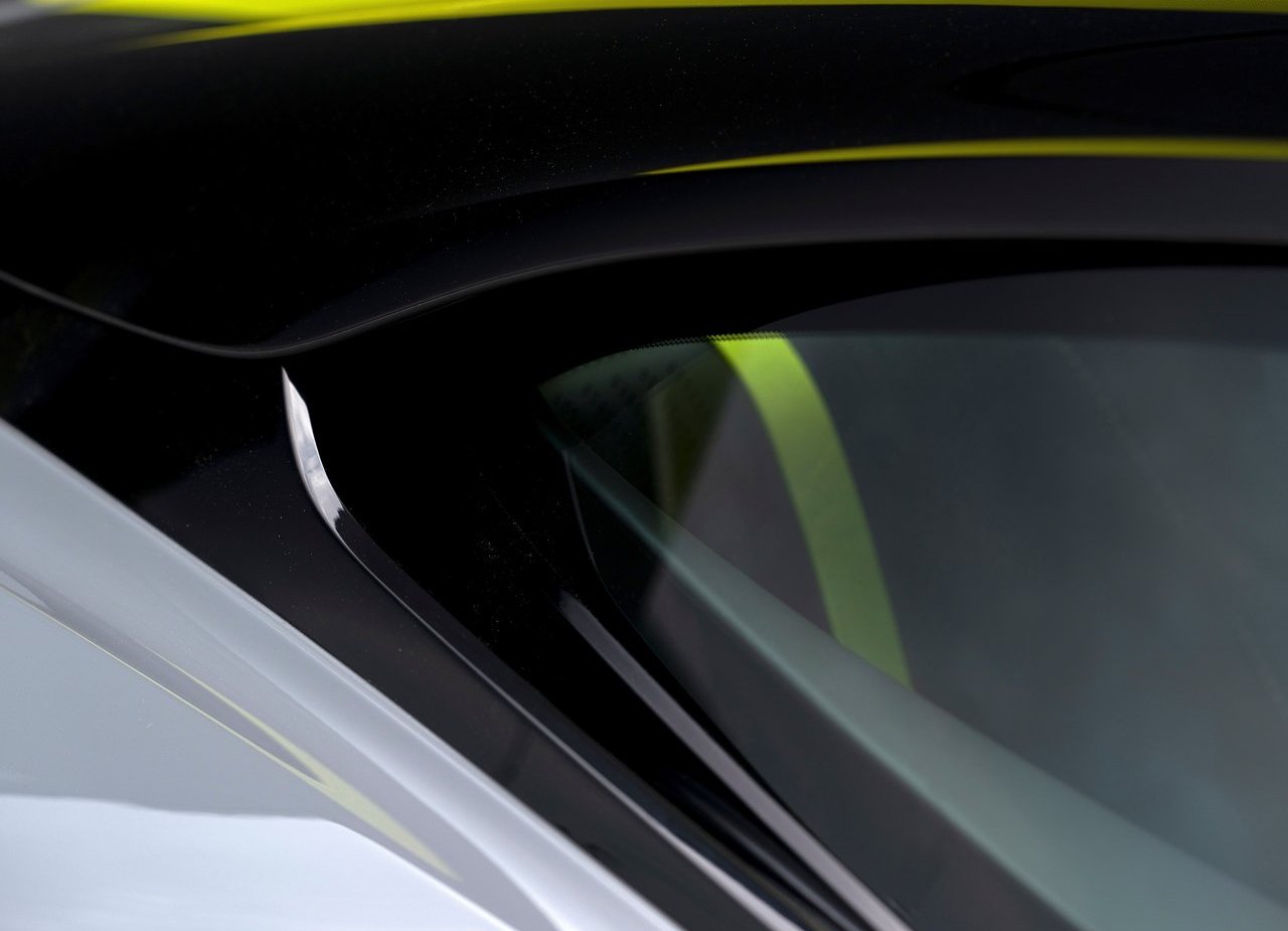ASTON MARTIN DB11 AMR, foto 149