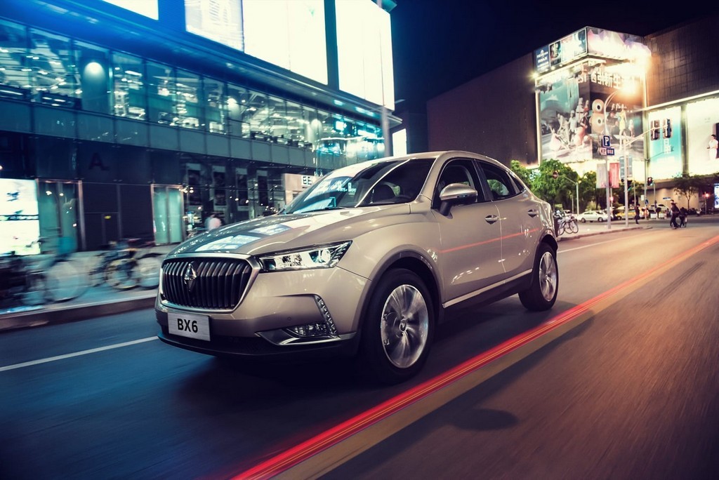 BORGWARD BX6, foto 3