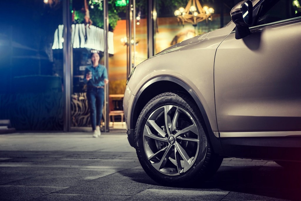 BORGWARD BX6, foto 6
