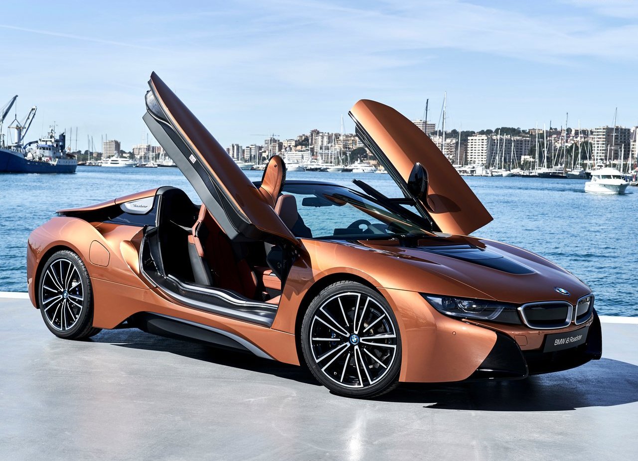 2019 - BMW i8 ROADSTER, foto 2