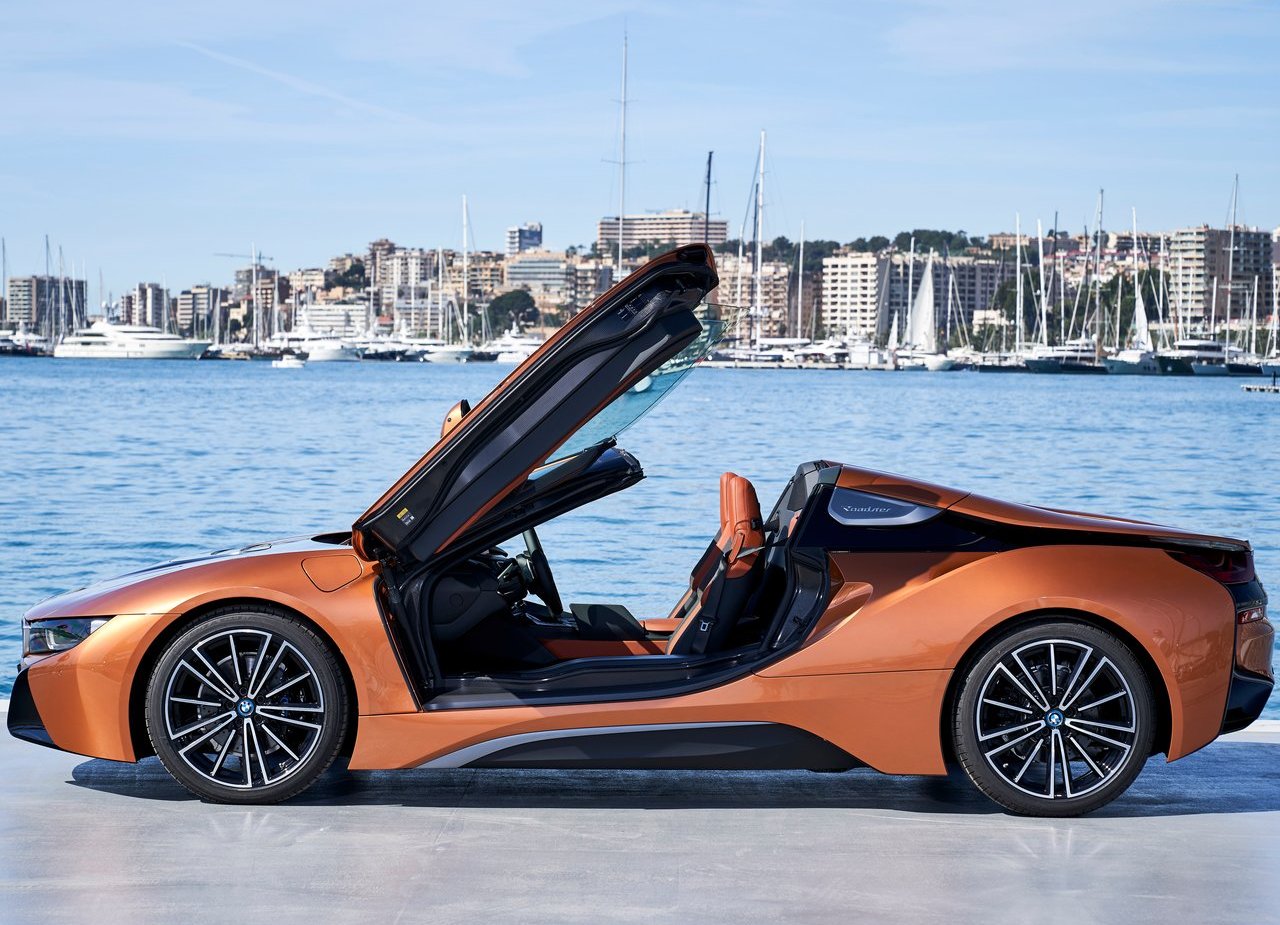 2019 - BMW i8 ROADSTER, foto 39