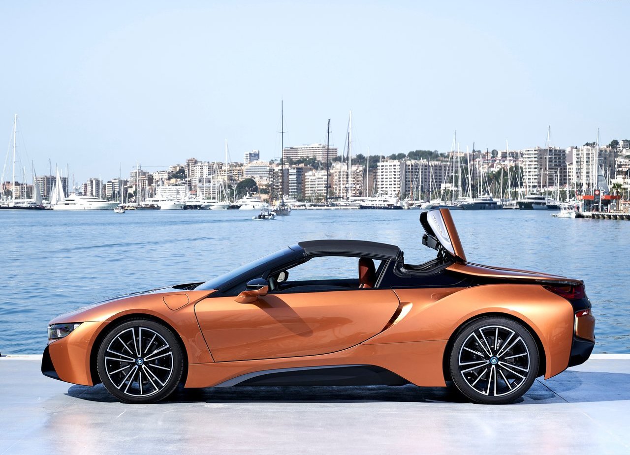 2019 - BMW i8 ROADSTER, foto 46