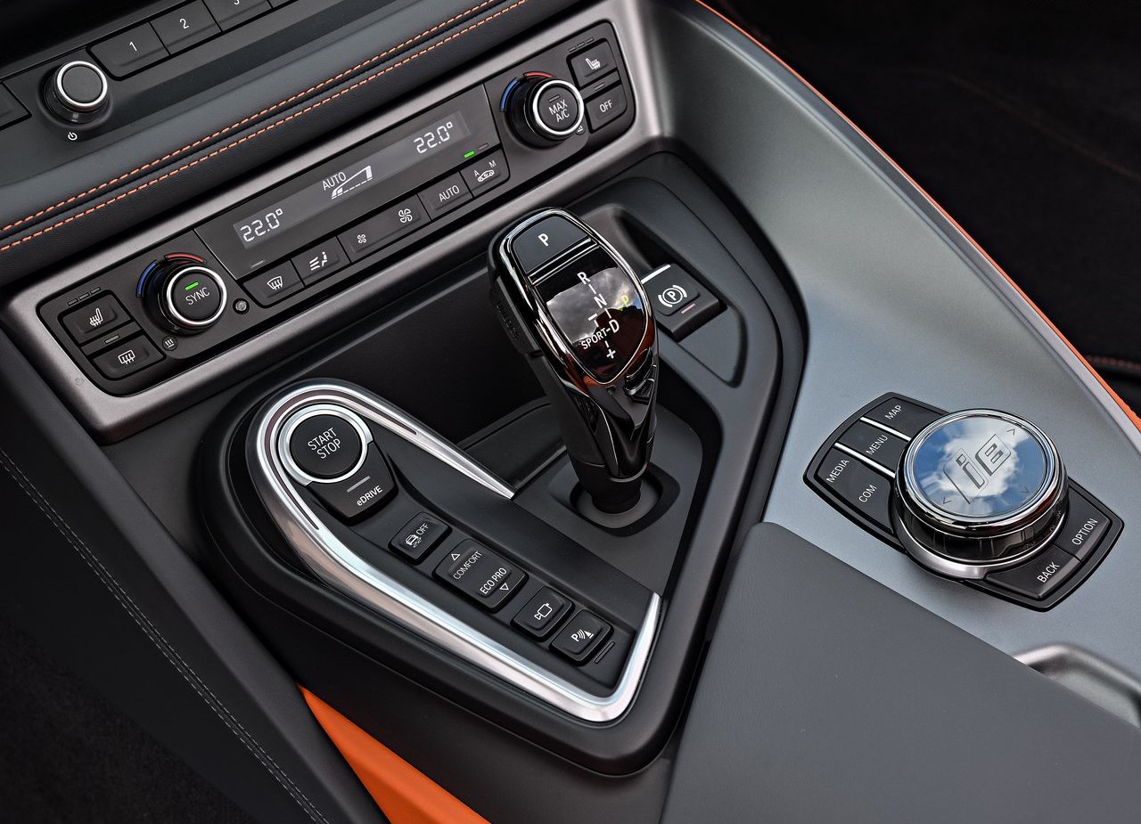 2019 - BMW i8 ROADSTER, foto 153