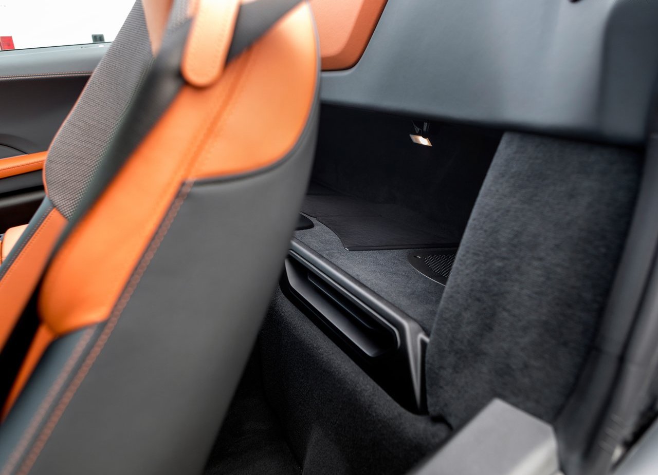 2019 - BMW i8 ROADSTER, foto 166