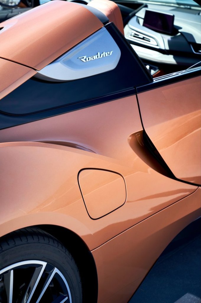 2019 - BMW i8 ROADSTER, foto 204