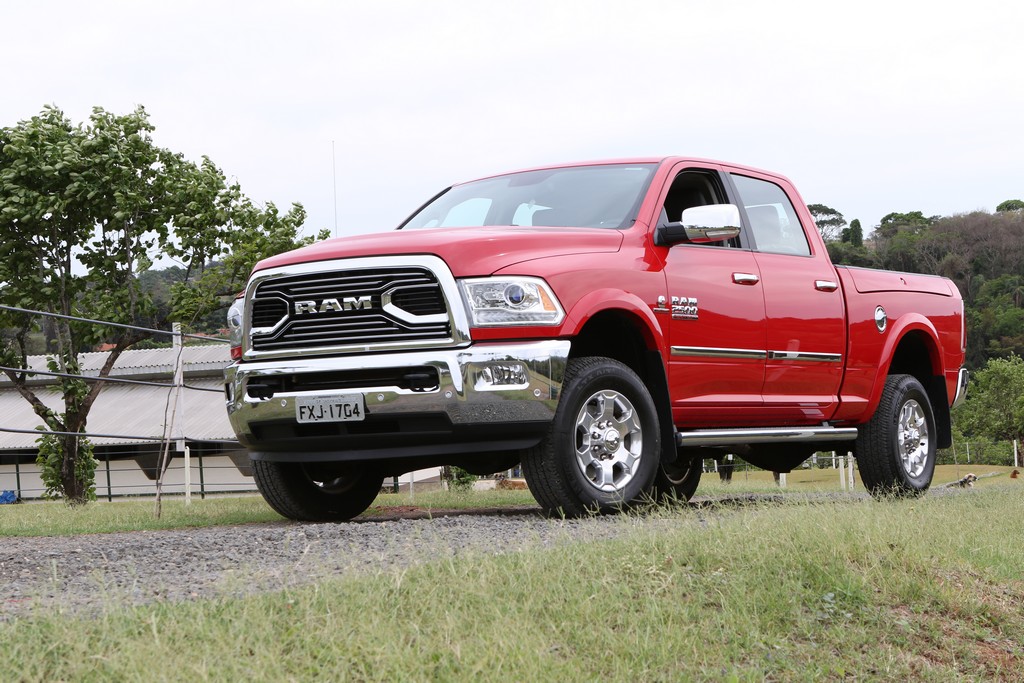 RAM 2500 LARAMIE, foto 1