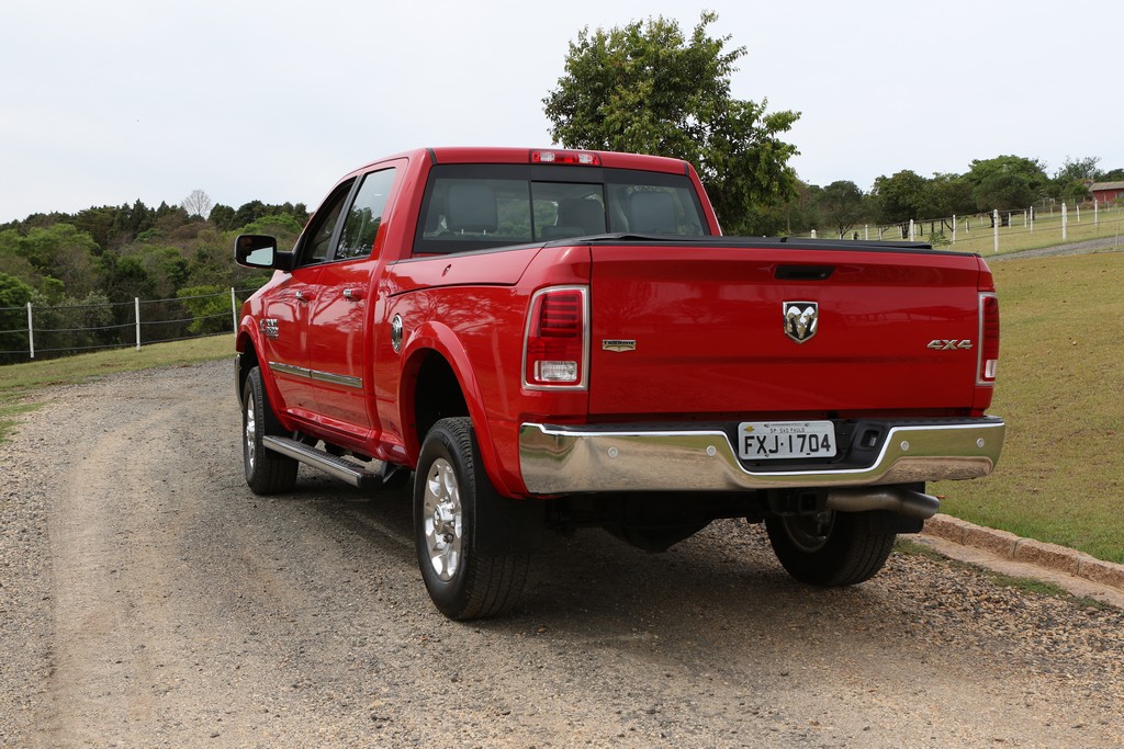RAM 2500 LARAMIE, foto 3