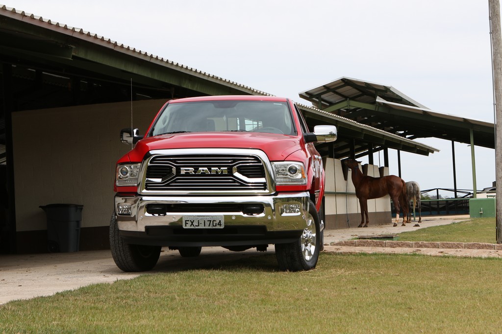 RAM 2500 LARAMIE, foto 6